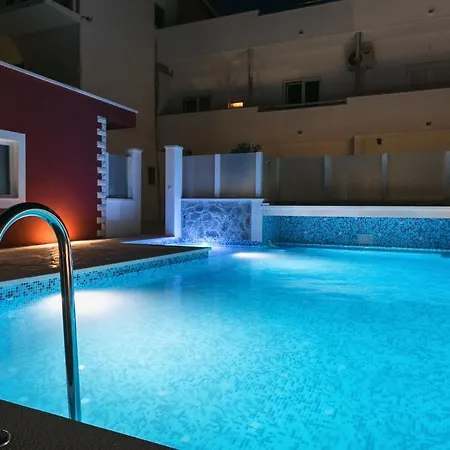 Oz's Coutryside Oasis With Private Pool Apartmán Srinjine