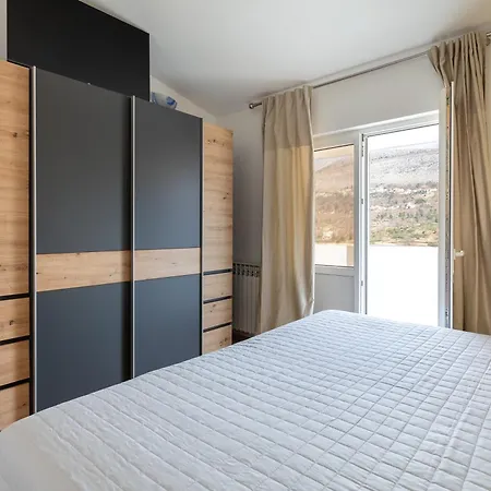 Oz's Coutryside Oasis With Private Pool Apartment *