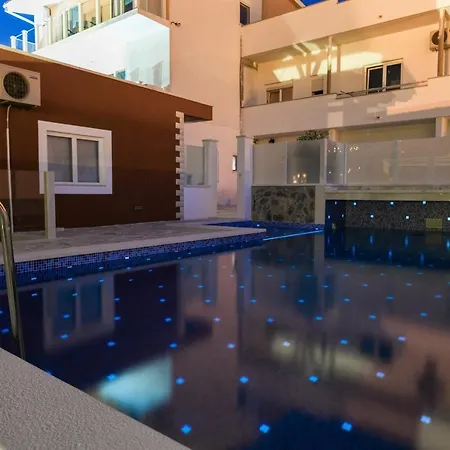 Oz's Coutryside Oasis With Private Pool Srinjine