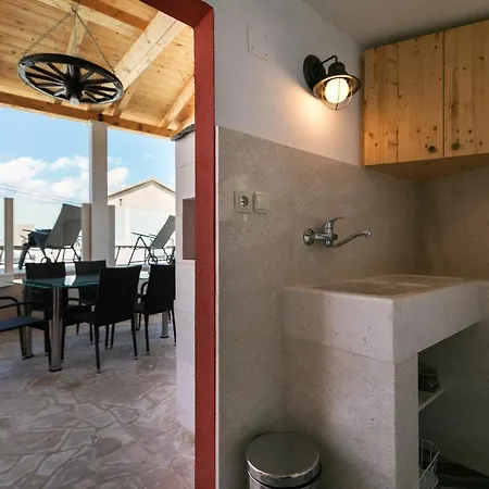 Oz's Coutryside Oasis With Private Pool Apartment *